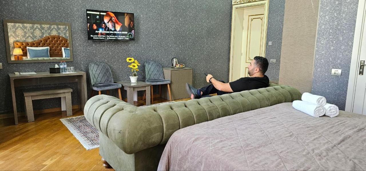Pilot City Hotel Baky Esterno foto