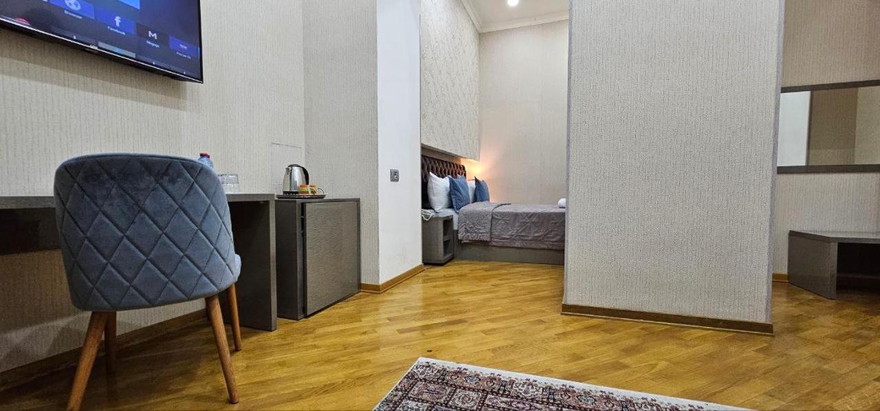 Pilot City Hotel Baky Esterno foto