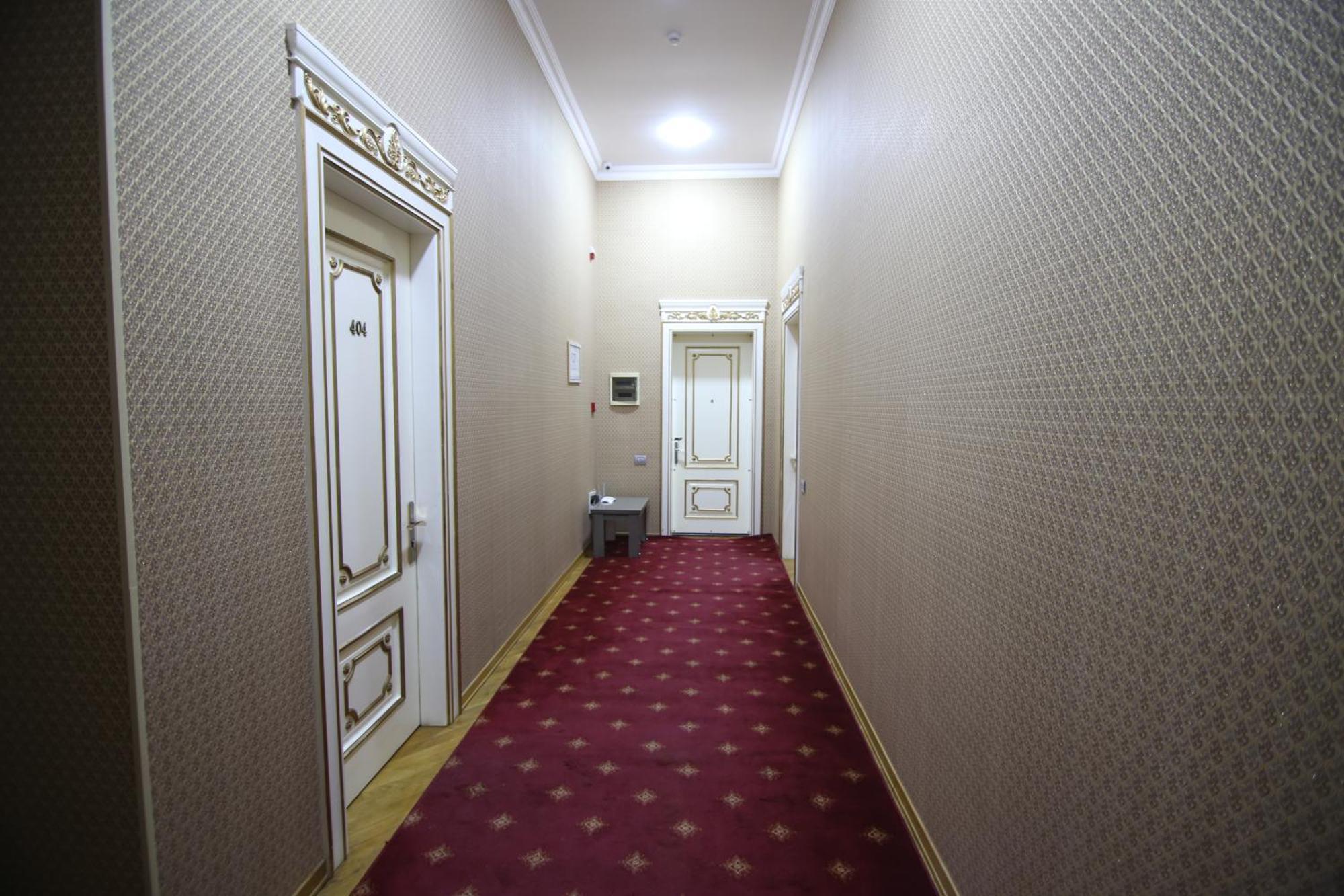 Pilot City Hotel Baky Esterno foto
